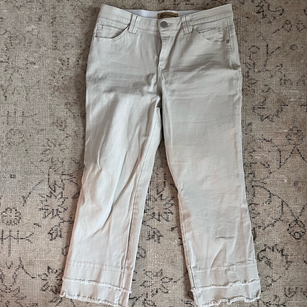 Democracy Women's Beige Straight Leg Jeans